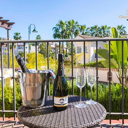 Adosado Puerto Banus Relax بيت للعطل ماربيا